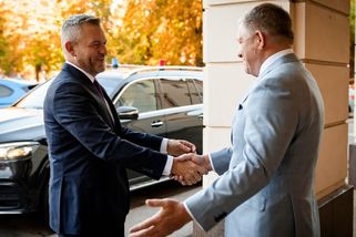 Fico ostře proti Pellegrinimu: Prezident se postavil na stranu těch, kteří nás zavírali a stříleli na nás - Novinky